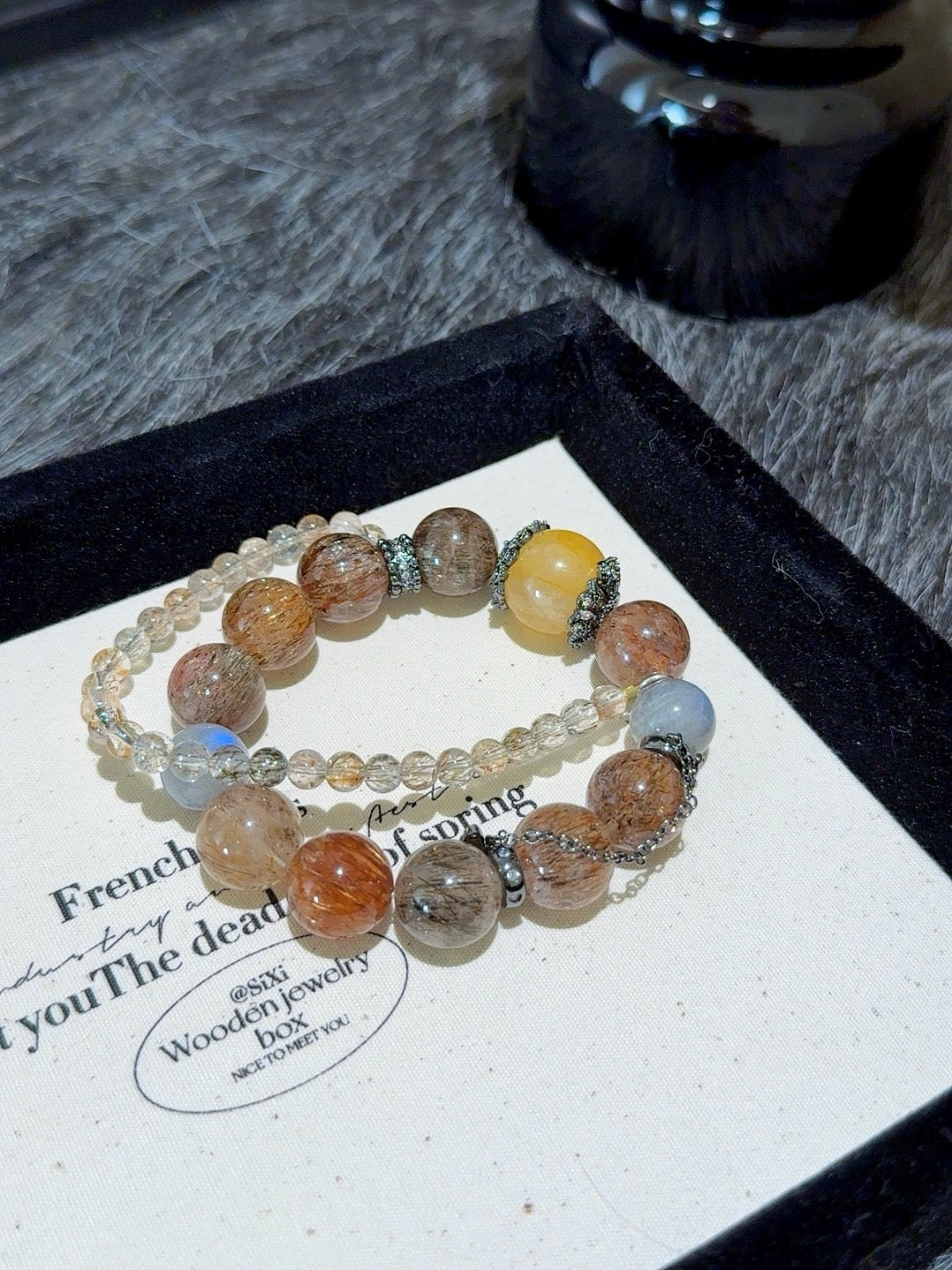 ▫️▪️ Black Gold Super Glue Flower Double-loop Bracelet